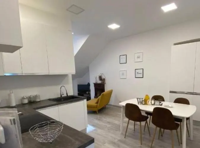 Appartement Mansardato - La Tua Casa Nel Cuore Di
